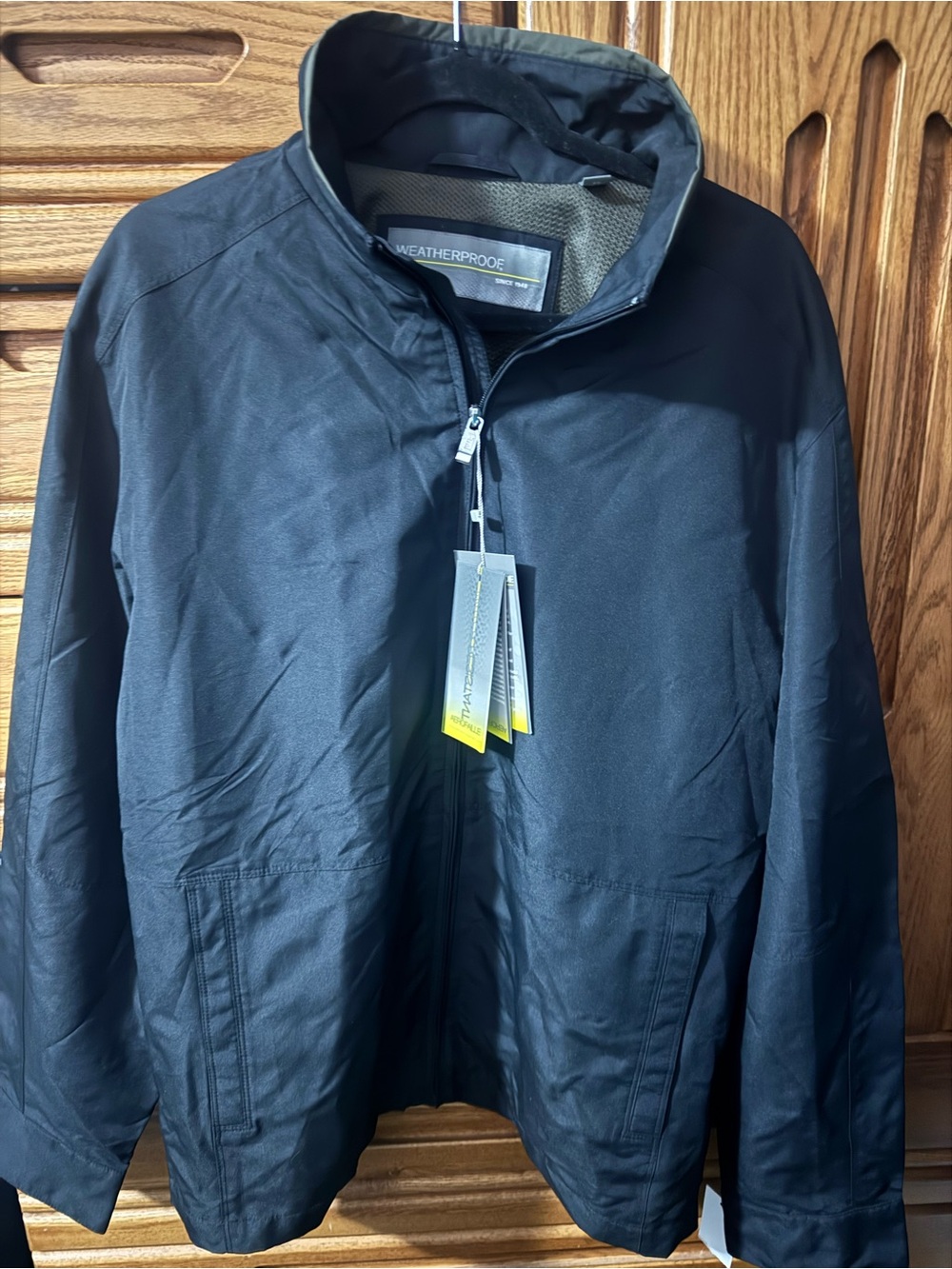 Weatherproof Men’s Black Full-Zip Raincoat size XL